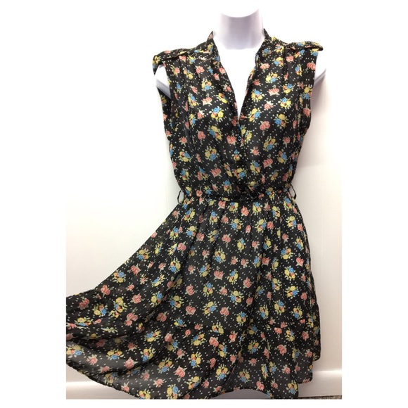 Forever 21 Dresses & Skirts - Forever 21 | Floral Sheer Button-Up Dress EUC